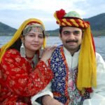 Traditional dress of Jammu and Kashmir